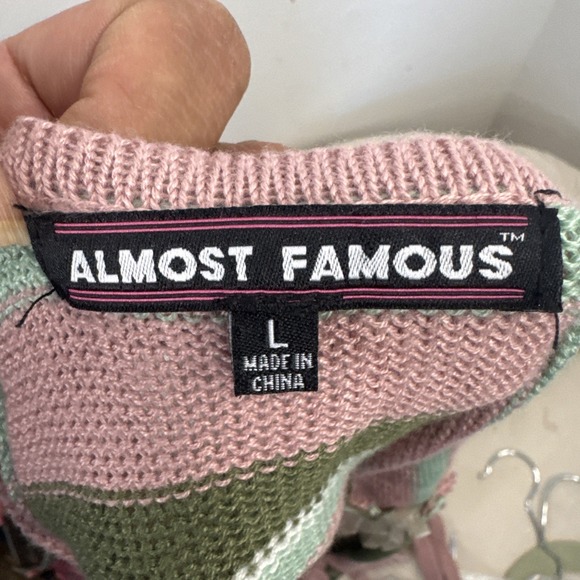 Almost Famous Women's Knit Crochet Dress Green/Pink Chevron Pattern Cover Up - Picture 3 of 4